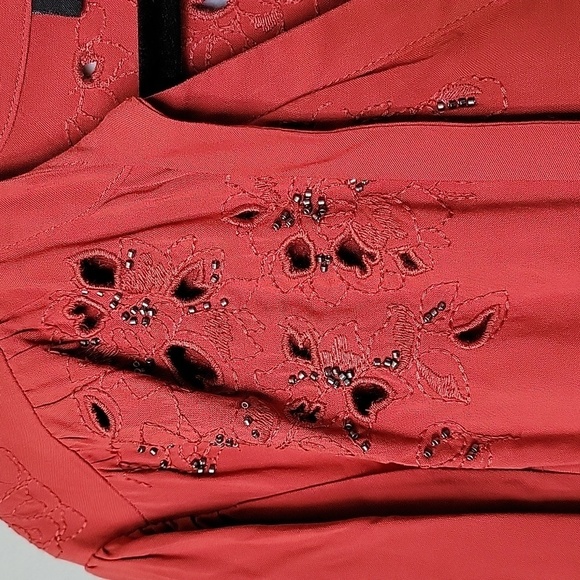 Torrid NWT Cutwork embroidered and beaded detail boho long sleeve blouse 0X - Picture 4 of 8